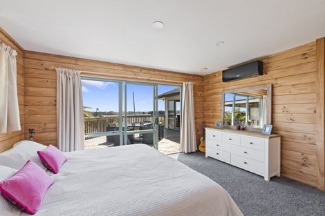 Photo of property in 120 Cape Hill Road, Pukekohe, 2120