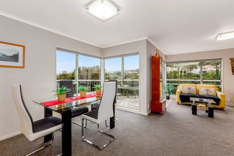 Photo of property in 10 Glengavel Grove, Papakowhai, Porirua, 5024