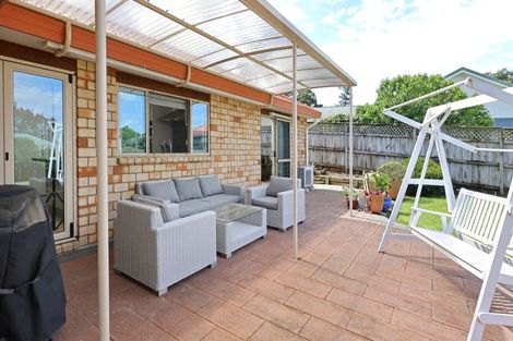 Photo of property in 3 San Antonio Way, Henderson, Auckland, 0612