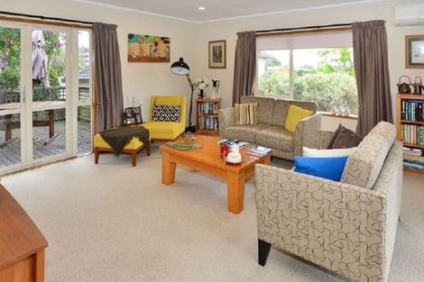 Photo of property in 9 Pelican Lane, Unsworth Heights, Auckland, 0632