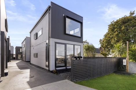 Photo of property in 14f Andrew Road, Howick, Auckland, 2010