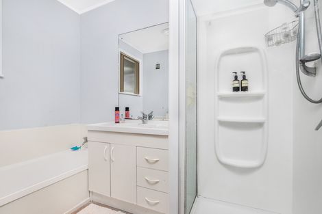 Photo of property in 33 Dagenham Street, Manurewa, Auckland, 2102