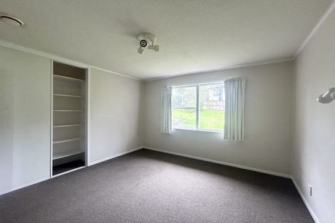 Photo of property in 1/48 Hogans Road, Glenfield, Auckland, 0629