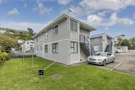 Photo of property in 127u7 Queens Drive, Lyall Bay, Wellington, 6022