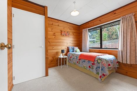 Photo of property in 69 Spence Road, Henderson, Auckland, 0612