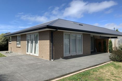 Photo of property in 53 Donnington Street, Parklands, Christchurch, 8083