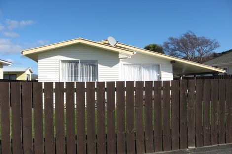 Photo of property in 8 Matthews Road, Wainuiomata, Lower Hutt, 5014