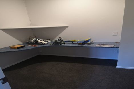 Photo of property in 1 Hidcote Place, Bethlehem, Tauranga, 3110