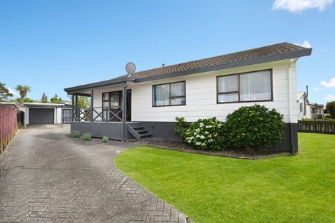 Photo of property in 22 Lindsay Crescent, Nawton, Hamilton, 3200