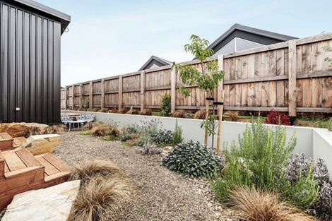 Photo of property in 9 Mcneil Crescent, Wanaka, 9305