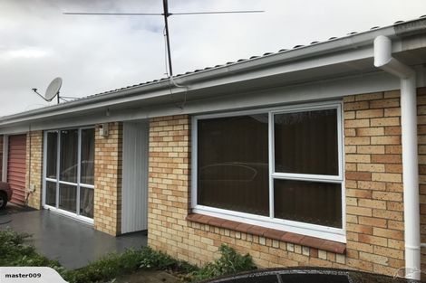 Photo of property in 2/13 Hayward Road, Papatoetoe, Auckland, 2025