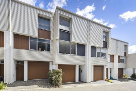 Photo of property in Altar Apartments, 20/120 Rintoul Street, Newtown, Wellington, 6021