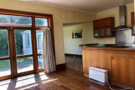 Photo of property in 15 Caroline Street, Mount Victoria, Wellington, 6011