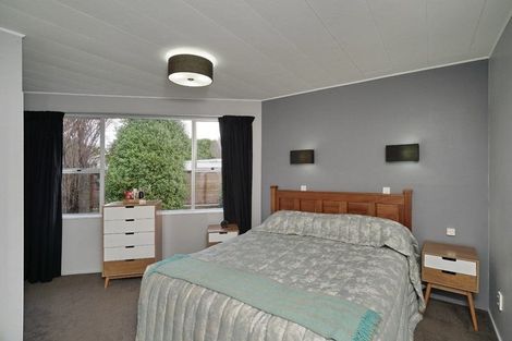 Photo of property in 1 Esher Place, Saint Martins, Christchurch, 8022