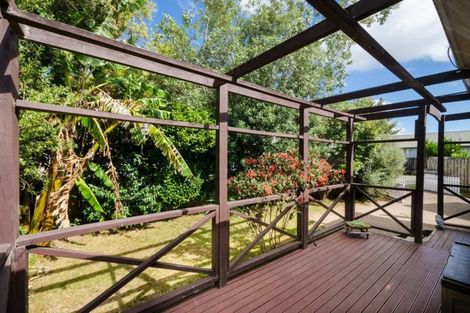 Photo of property in 3/8 Ireland Place, Ranui, Auckland, 0612