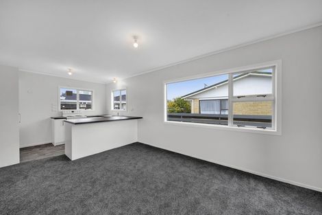 Photo of property in 8a Milmoe Street, Hawera, 4610