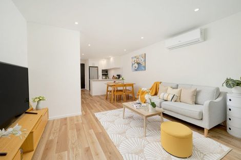 Photo of property in 22 Tokai Place, Glen Eden, Auckland, 0602
