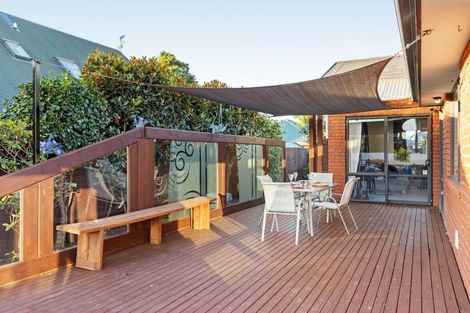 Photo of property in 10 Courtfield Close, Parklands, Christchurch, 8083
