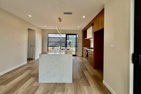 Photo of property in 140 Vintry Drive, Kumeu, 0810