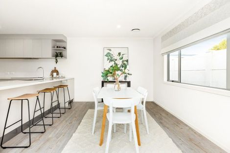 Photo of property in 27 Howard Road, Taradale, Napier, 4112