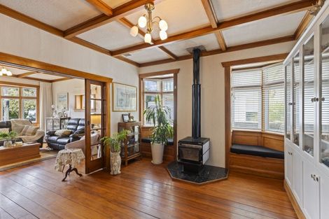 Photo of property in 25 Mclean Street, Strandon, New Plymouth, 4312