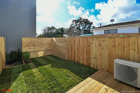 Photo of property in 2/22 James Laurie Street, Henderson, Auckland, 0612