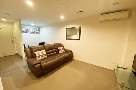 Photo of property in 205/17 Osterley Way, Manukau, Auckland, 2104