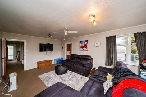 Photo of property in 170 South Road, Hawera, 4610