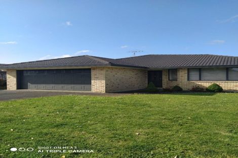 Photo of property in 24 Woodcroft Way, Pukekohe, 2120