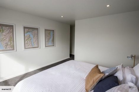 Photo of property in 11b Saint Peters Place, Queenstown, 9300