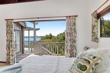 Photo of property in 22 Gilbert Mair Rise, Russell, 0272