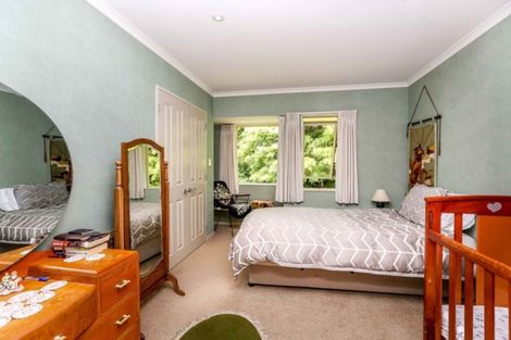 Photo of property in 1 Orlando Close, Frankleigh Park, New Plymouth, 4310