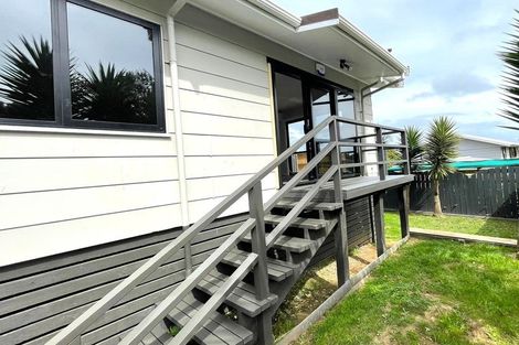 Photo of property in 2/124 Finlayson Avenue, Clendon Park, Auckland, 2103