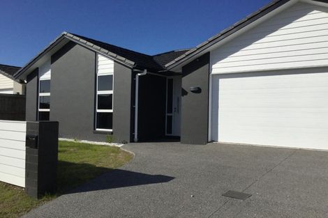 Photo of property in 41 Awatira Drive, Papamoa Beach, Papamoa, 3118