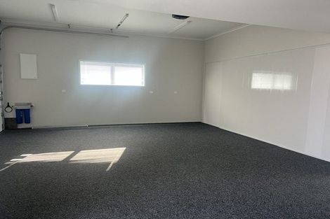 Photo of property in 401 Lyndon Road East, Hastings, 4122
