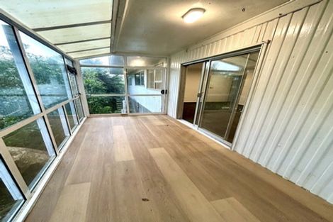 Photo of property in 39 Oak Avenue, Paremata, Porirua, 5024