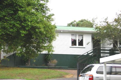 Photo of property in 13b Crystal Avenue, Glendene, Auckland, 0602