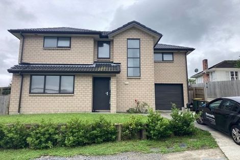 Photo of property in 33 Carole Crescent, Pakuranga, Auckland, 2010