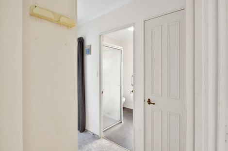 Photo of property in 70-76 Whiteley Street, Moturoa, New Plymouth, 4310