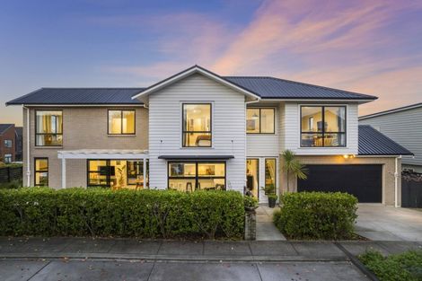 Photo of property in 2 Touhou Road, Hobsonville, Auckland, 0616