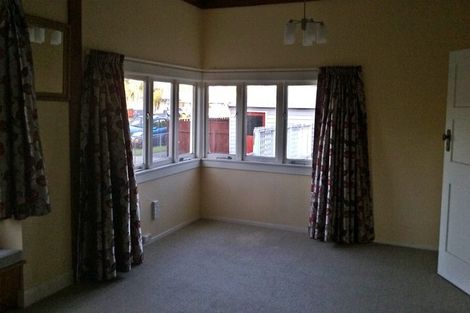 Photo of property in 52 Manapouri Crescent, Hokowhitu, Palmerston North, 4410
