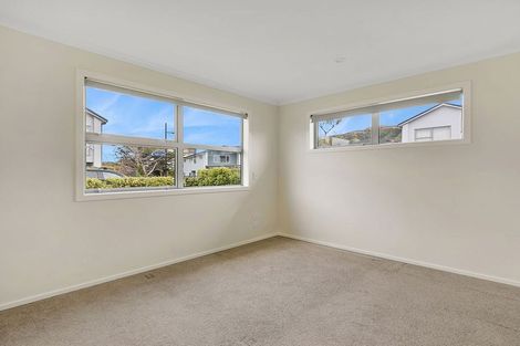 Photo of property in 1 Tieke Lane, Kenepuru, Porirua, 5022