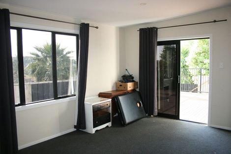 Photo of property in 24b Walsh Road, Westown, New Plymouth, 4310