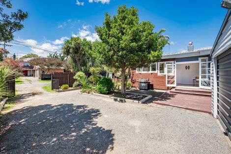 Photo of property in 3 Moa Road, Raumati Beach, Paraparaumu, 5032