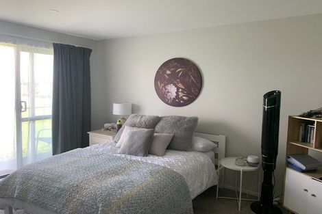 Photo of property in 7 Irving Place, Hobsonville, Auckland, 0616