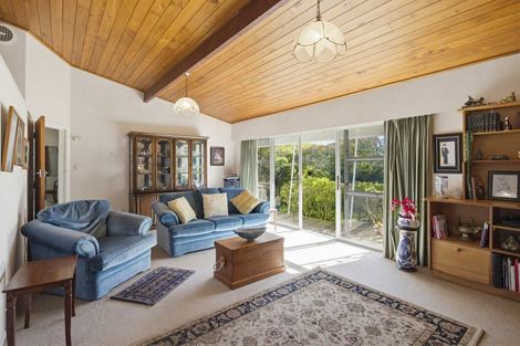 Photo of property in 594 Waitohu Valley Road, Manakau, Otaki, 5583