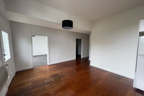 Photo of property in 111 Tasman Street, Mount Cook, Wellington, 6021