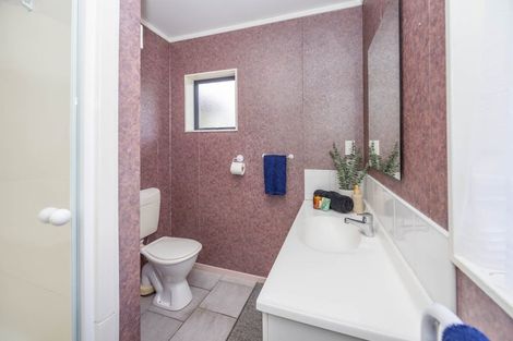 Photo of property in 20 Hollinger Place, Nawton, Hamilton, 3200