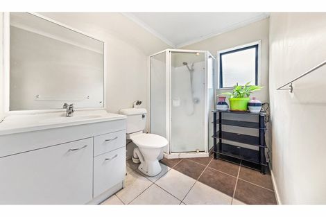 Photo of property in 4 Otago Place, Favona, Auckland, 2024