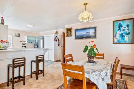 Photo of property in 24 Easton Way, Levin, 5510